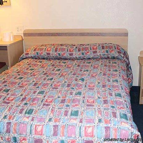 Somatel Nashville Airport Room photo